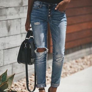 NWT KanCan Midrise Button Fly Mom Girlfriend Jeans